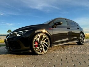 GOLF GTI CLUBSPORT 2.0TSI 300PS,IQ-LED,VIRTUAL,NAVI,KAMERA