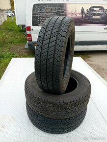 2+1 gratis 215/65R16C Zimné pneumatiky Barum - 1