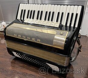 Akordeón Hohner Lucia IV - 96 basový