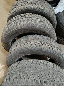 Zimné pneumatiky Nokian 215/65R17 -4ks