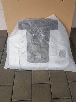 AUDI Q7 4L KRYT MOTORA