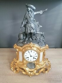 Figurálne Francúzske hodiny Korzár