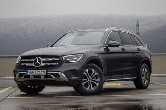 Mercedes-Benz GLC 300 e 4MATIC - TOP stav, možnosť SPLÁTOK - 1