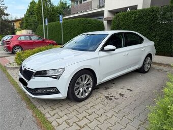 Skoda Superb 2/2023 2,0tdi Zaruka do 2/2028