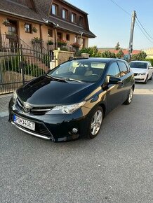 Toyota Auris 1.6 CVT