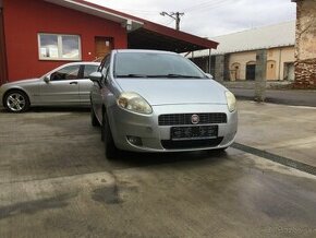 Fiat grande punto rozpredam na diely