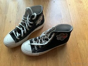 Converse All star čierne tenisky s kvietkami veľ. 39,5