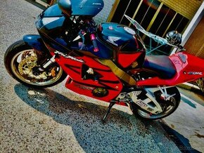 Honda CBR 954 rr