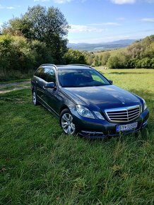 Mercedes Benz E200 - 1