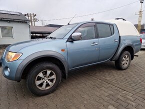 Predám Mitsubishi L 200 2.5 DI-D 4x4,uzávierky,Tažné,Webasto