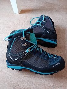 Salewa velkost 38