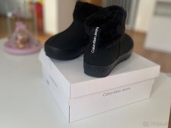 Nové snehule Calvin Klein