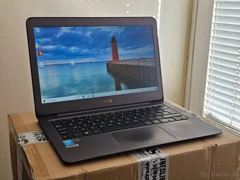 Asus Zenbook UX305F