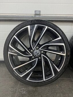 Predám original VW Adelaide 235/35 R19 letnu sadu