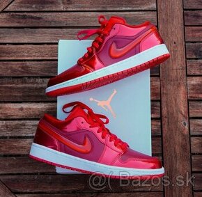 Tenisky Nike Air Jordan 1 Low Se pomegranate