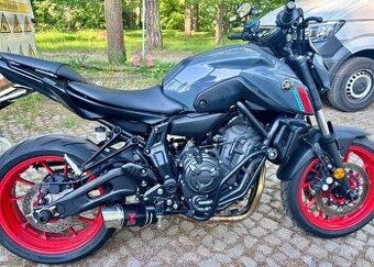 Yamaha MT07 2021