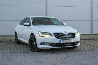 Škoda Superb 2.0 TDI 190k 4x4 Style DSG 2018 - 1