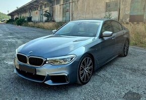 BMW M550i  xDrive aj na Leasing