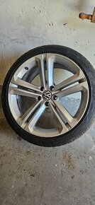 VW MALLORY R 19  R line Tiguan Passat - 1