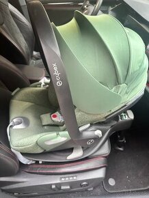 Cybex Cloud T i-size Plus Leaf Green + ISOFIX Base T