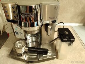 Kávovar DeLonghi EC850.M