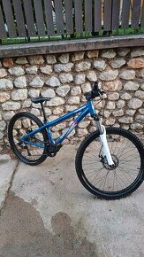 Mongoose Fireball 26 Bike - 1