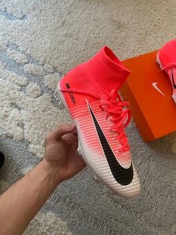 Nike Mercurial Superly 5 Racer Pink