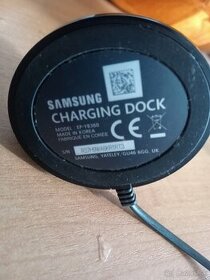 Predám nabíjačku na Smart hodiny Samsung - 1