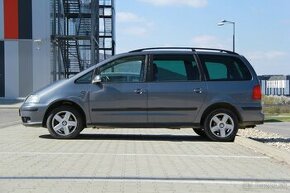 Predám Seat Alhambra 2.0tdi r.v 2009 7miestne.