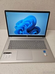 HP Laptop 17 i5-1335U / 32GB RAM / 1TB SSD / FULL HD