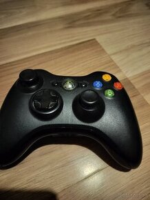 Predám originál ovladač na xbox 360