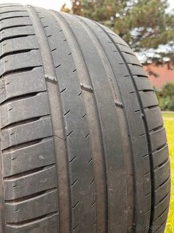 Letné pneu 255/45 R20 105W XL Mischelin