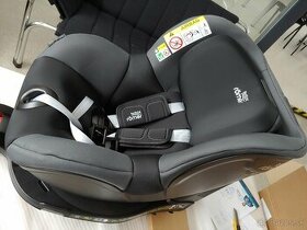 Britax Römer Dualfix M i-Size Midnight Grey (sivo-čierna)