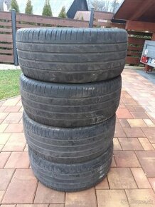 245/45r18 - 1