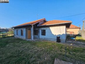 Predáme starý RD v Šali - Veči ulica Dožova - pozemok 540 m2