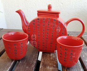 Čínsky / japonský čajník s dvoma pohármi
