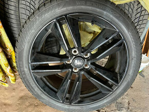 R19 FORD MUSTANG rozteč 5x114,3 255/40R19 - 1