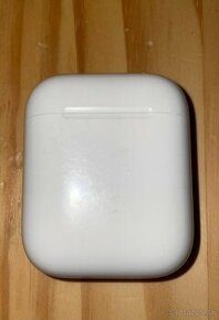 Nabíjacie púzdro APPLE AirPods