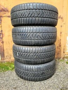 225/45R18 Pirelli