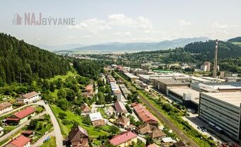 RODINNÝ DOM S POZEMKOM (916 m2) PÔVODNÝ STAV, NOVÁ HRBOLTOVÁ