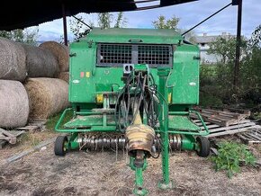 John Deere 568 Multicrom