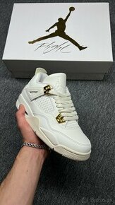 Nike Air Jordan 4 Retro "Metallic Gold" - 1