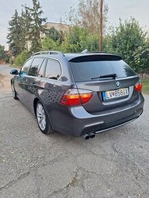 BMW 330xi touring E91 - 1