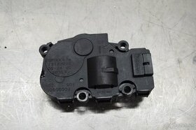 Servo motor motorcek klimy kurenia touareg 7P EGP0001