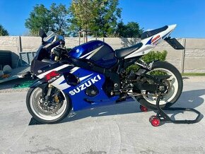 SUZUKI GSX-R 600 K5