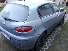 Alfa romeo 147 - 1