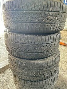 Pirelli Sottozero 3 255/40 R20 zimné pneumatiky - 1