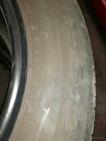 Predám pneu 215/65 r16 98H - 1