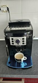 Kávovar DeLonghi Magnifica