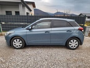 Hyundai i20 r.2015 - kupene na SK - plna servisna historia